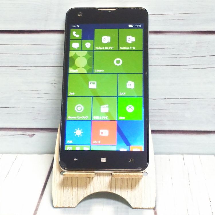 MADOSMA Q501 �ۥ磻�� Windows Phone  460