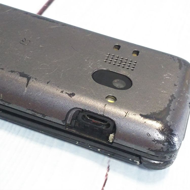 KYOCERA au GRATINA 4G BLACK KYF31  456