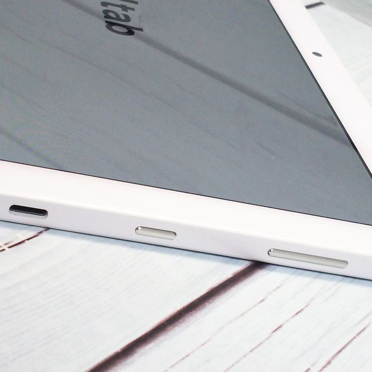 docomo dtab d-41A SHARP Android���֥�å� �ۥ磻��  ���� 547