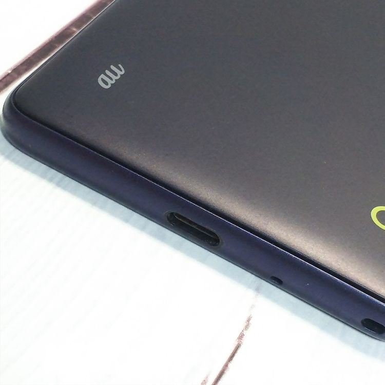 au Qua phone QZ ������ KYV44 ����ǥ���  891