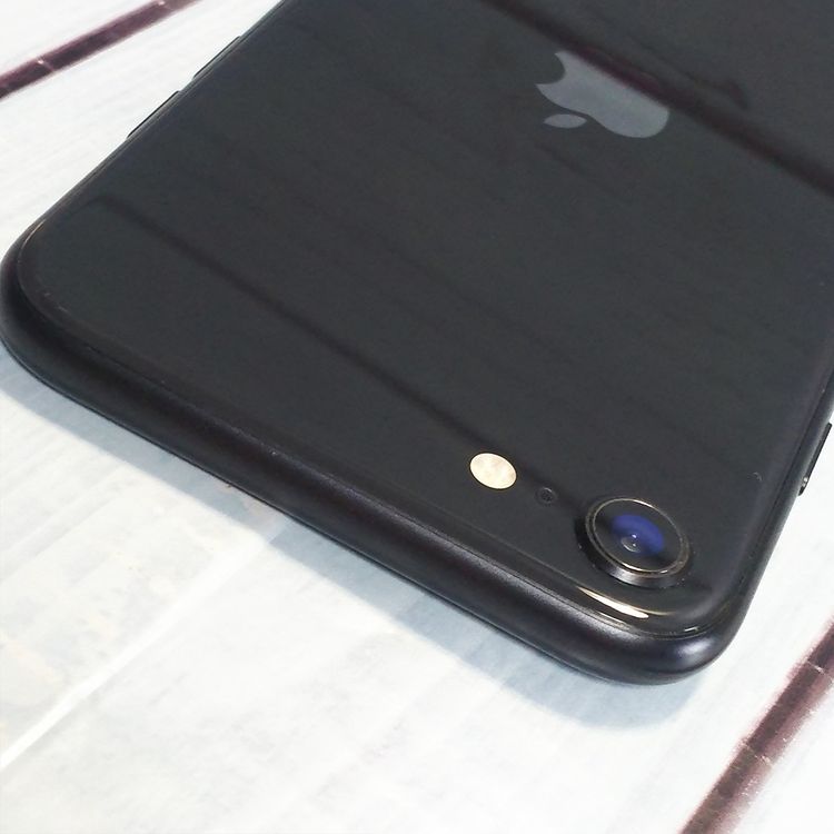 au iPhoneSE ��2���� 64GB �֥�å�  508