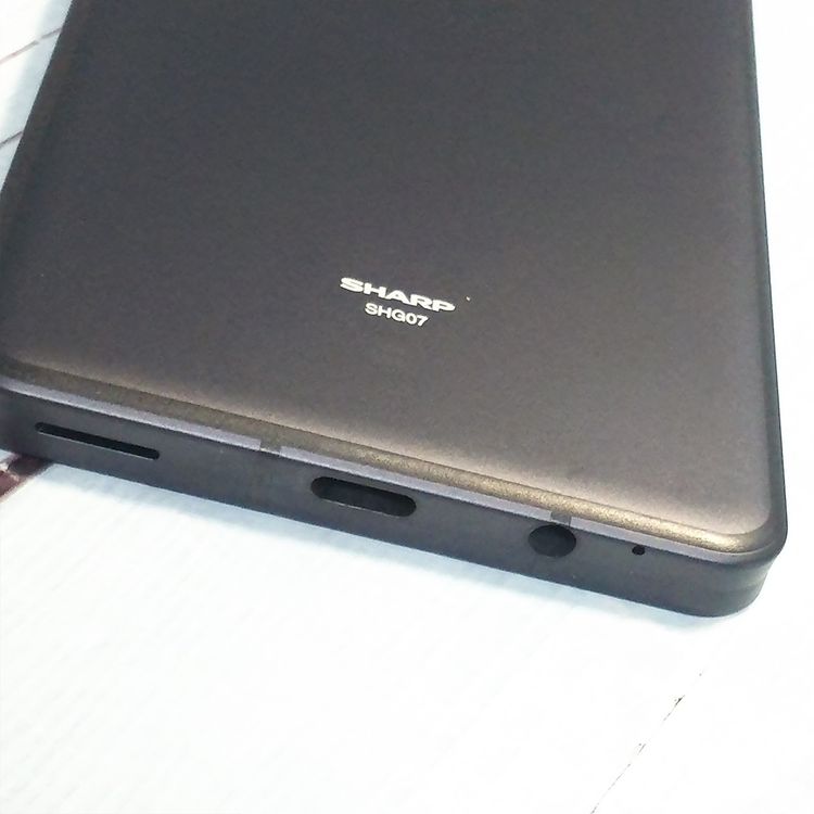au AQUOS sense6s SHG07 �֥�å�  395