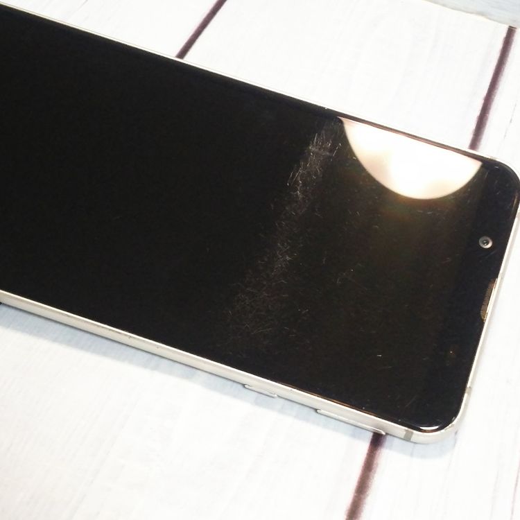 Softbank 907SH AQUOS sense3 basic С []  549
