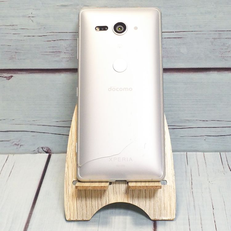 docomo SONY Xperia XZ2 Compact С SO-05K  821