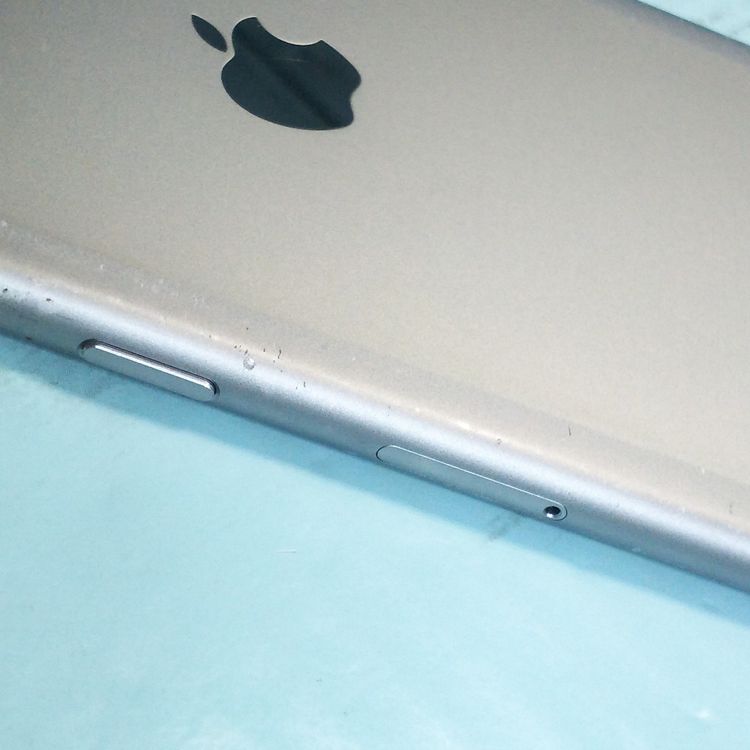 au iPhone6 16GB ���ڡ������졼 009