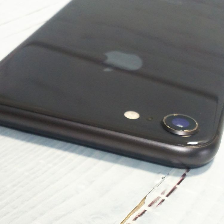 SIM�ե꡼ iPhone8 64GB ���ڡ������졼  083