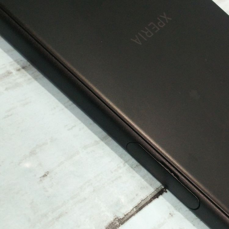 SONY Xperia XZs SOV35 au �֥�å�  478