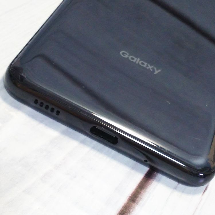 au SCV49 �֥�å� Galaxy A21  080