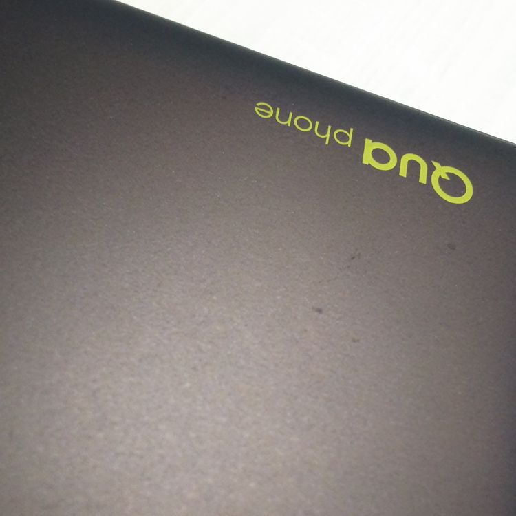 au Qua phone QZ ������ KYV44 ����ǥ���  878