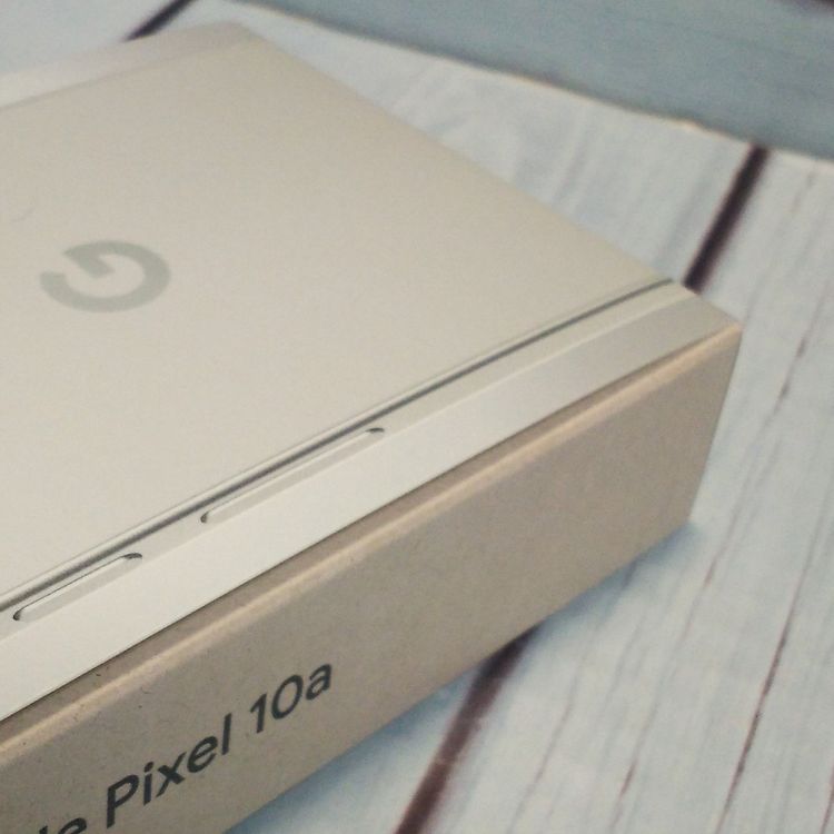Google���ȥ��� Pixel10a �ۥ磻�� Fog 128GB ̤����  ���� 544