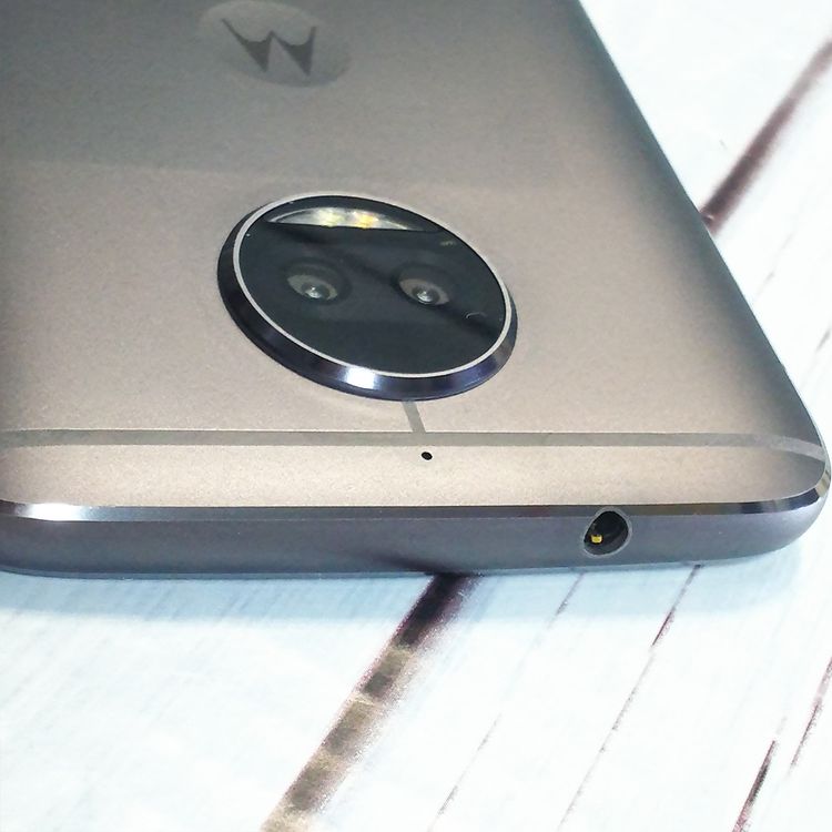 ��ȥ����� Moto G5S Plus XT1805 ��ʥ��졼  315