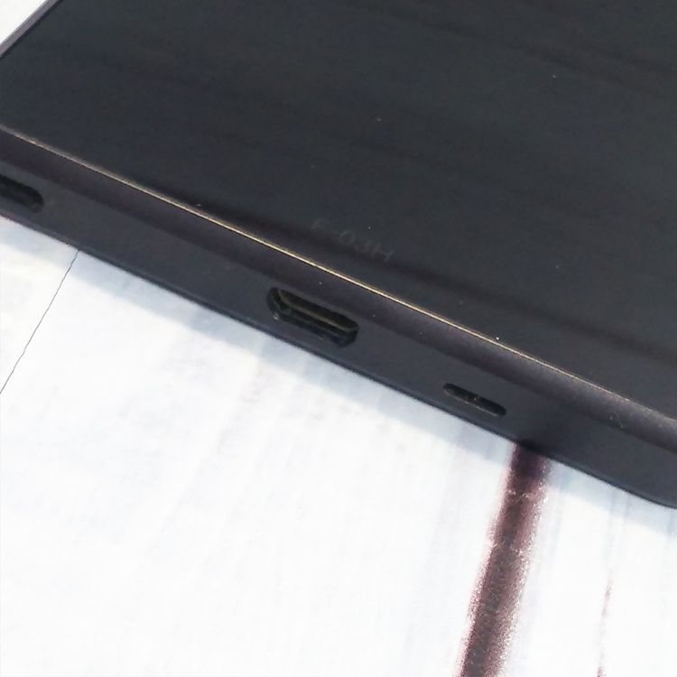 FUJITSU docomo arrows SV F-03H Black  622