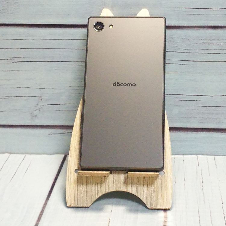 docomo Xperia Z5 Compact SO-02H Black  923