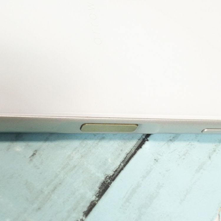 docomo arrows Be F-04K White �ۥ磻��  679