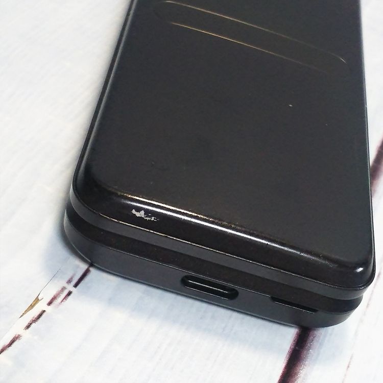 au GRATINA KYF42 �֥�å� ������ SIM���å�  966