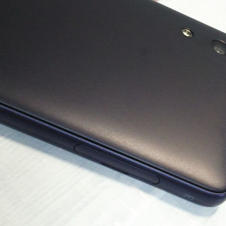 au Qua phone QZ ������ KYV44 ����ǥ���  583