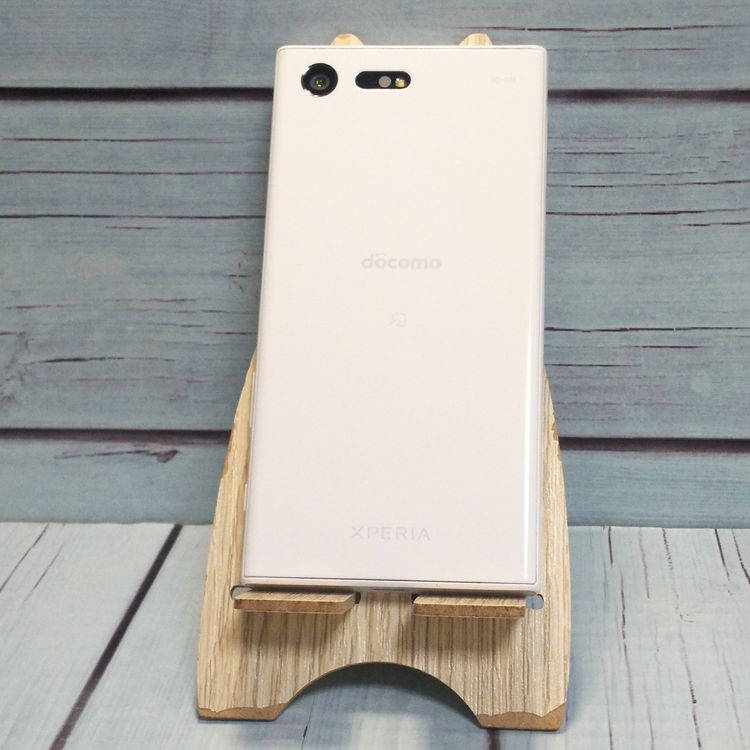 docomo Xperia X Compact SO-02J �ۥ磻��  083