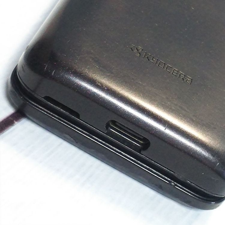 au GRATINA KYF42 �֥�å� ������ SIM���å� [������]  413