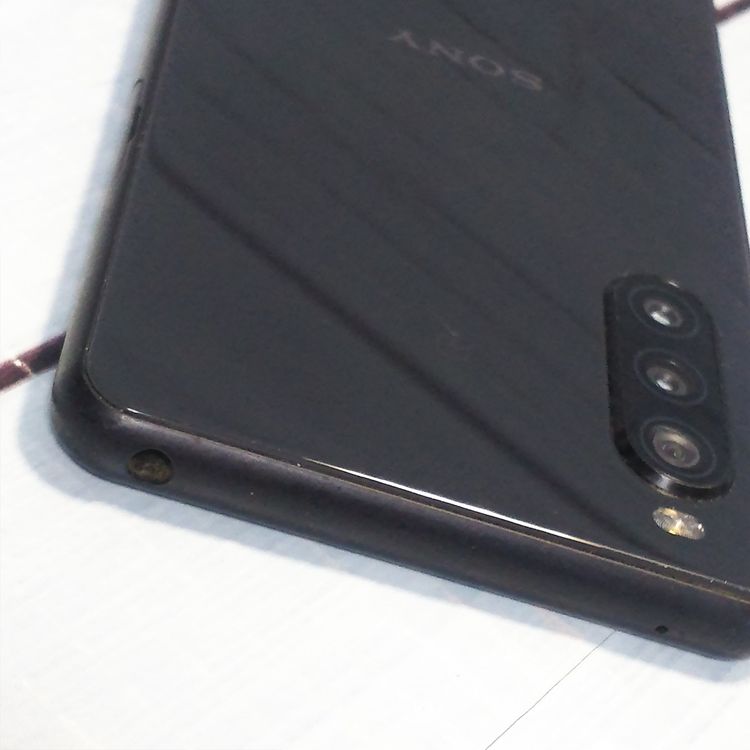 docomo Xperia 10 II SO-41A �֥�å�  811
