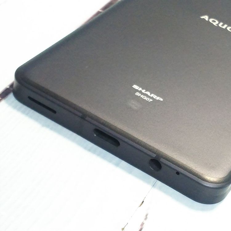 au AQUOS sense6s SHG07 �֥�å�  202