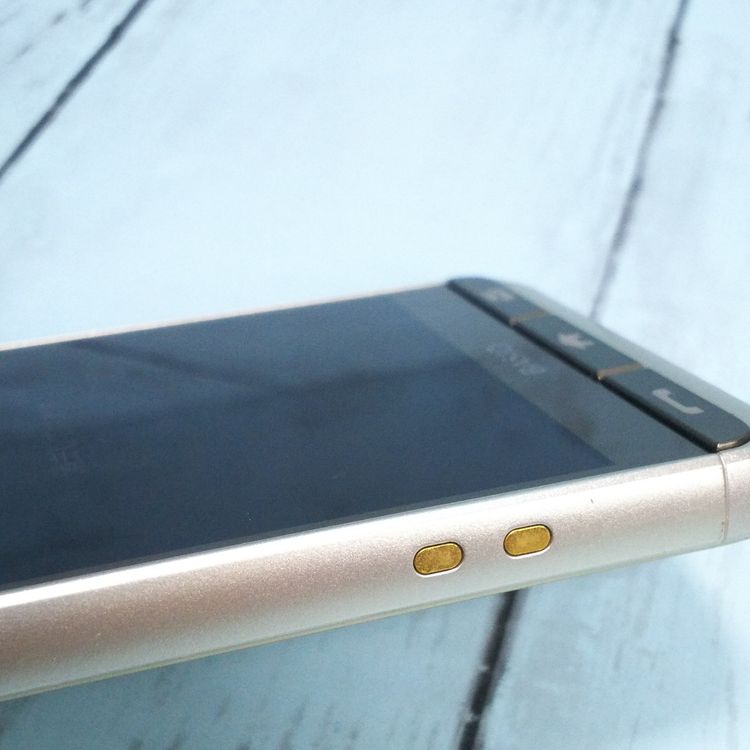 au BASIO3 KYV43 ������ �������  936