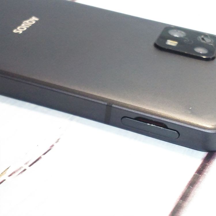 au AQUOS sense6s SHG07 �֥�å�  351