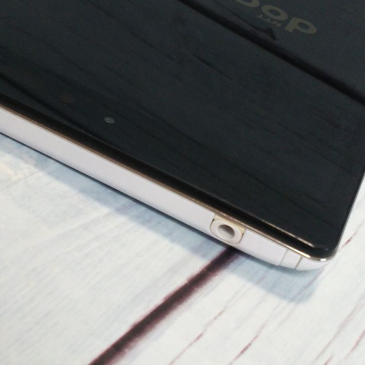 docomo AQUOS PAD SH-08E �ۥ磻�� 966