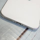 au iPhoneSE2 64GB �ۥ磻��  226