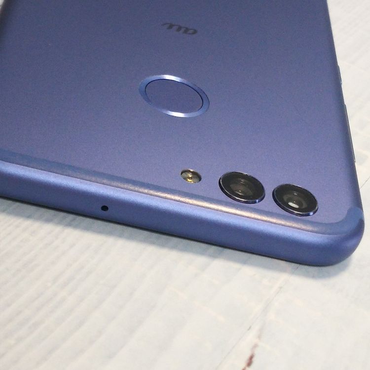 au HUAWEI Nova2 HWV31 �֥롼  528