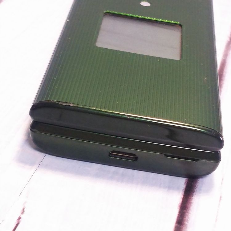 KYOCERA au KYF36 ���󤿤󥱡����� GREEN  562