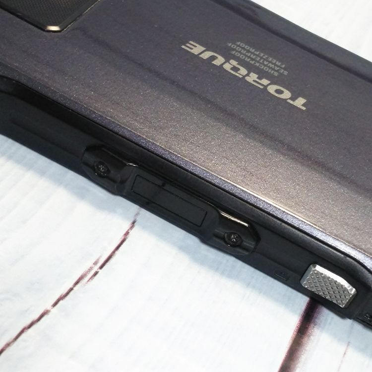 au ������ TORQUE G04 �֥�å� KYV46  083