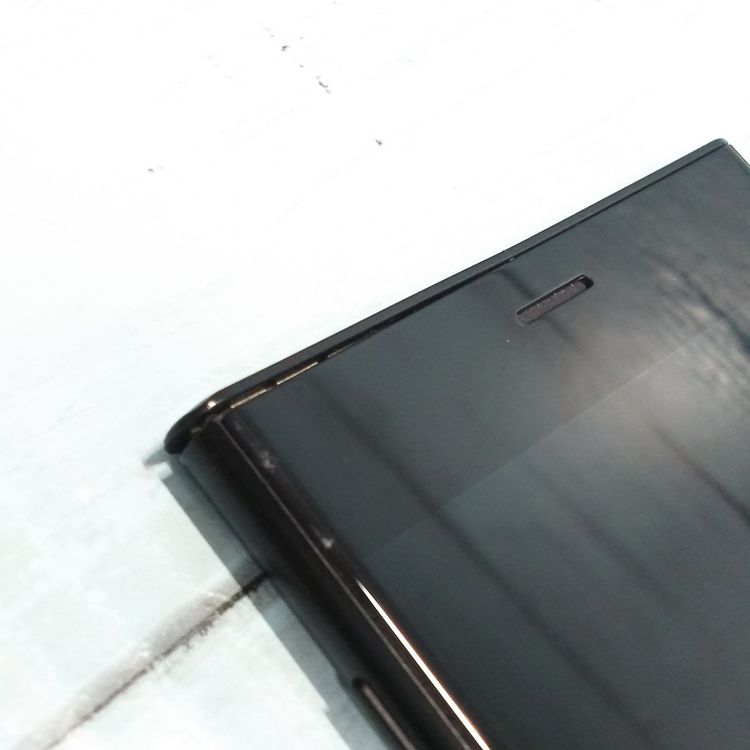 docomo Xperia XZ1 SO-01K Black  574