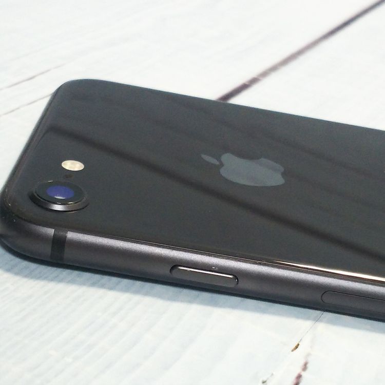 docomo iPhone8 64GB ���ڡ������졼  144