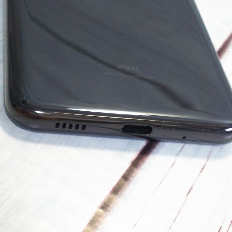 au Galaxy A20 SCV46 Black  350