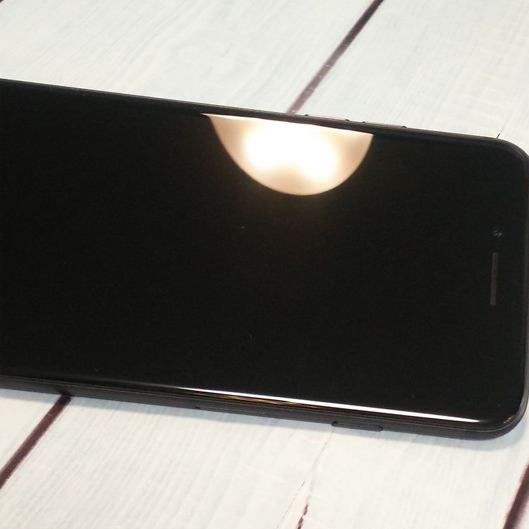 au iPhone7 32GB �֥�å� [������]  617