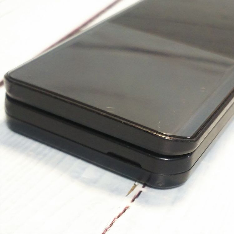 docomo arrows �ٻ��� �������� F-03L �֥�å�  765