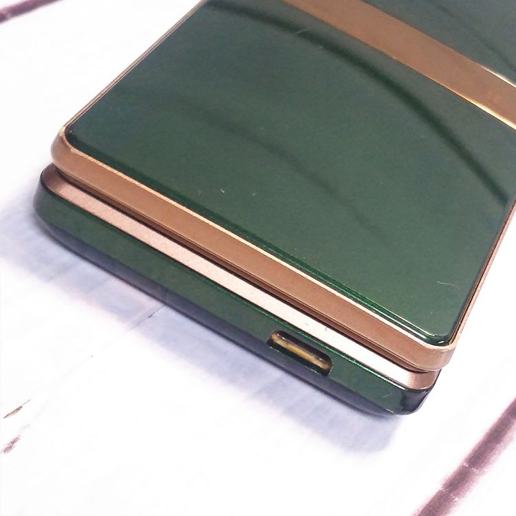 au SHARP AQUOS K SHF33 ������륰�꡼��  819