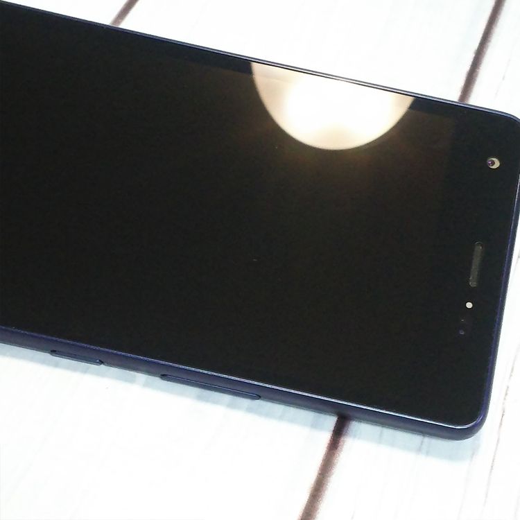 au Qua phone QZ ������ KYV44 ����ǥ���  125