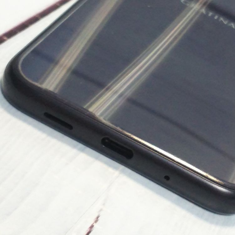 au GRATINA KYV48  ֥å  859