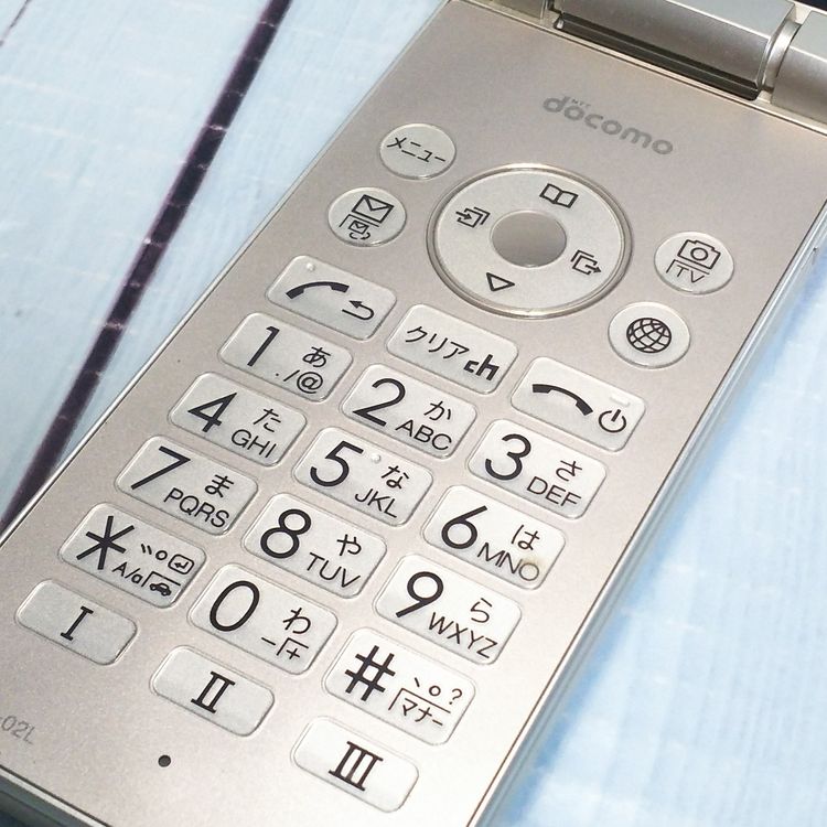 docomo SH-02L AQUOS �������� �������  384