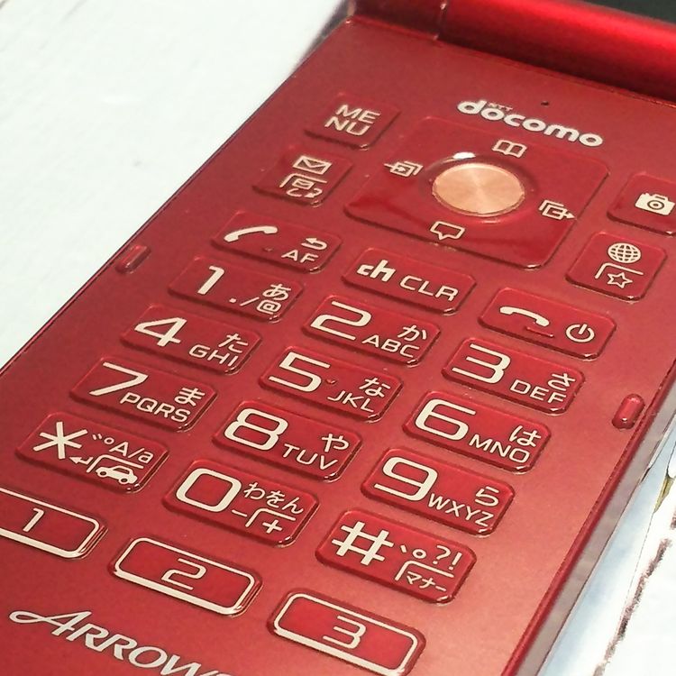 docomo �ٻ��� ARROWS �������� F-05G��å�  999