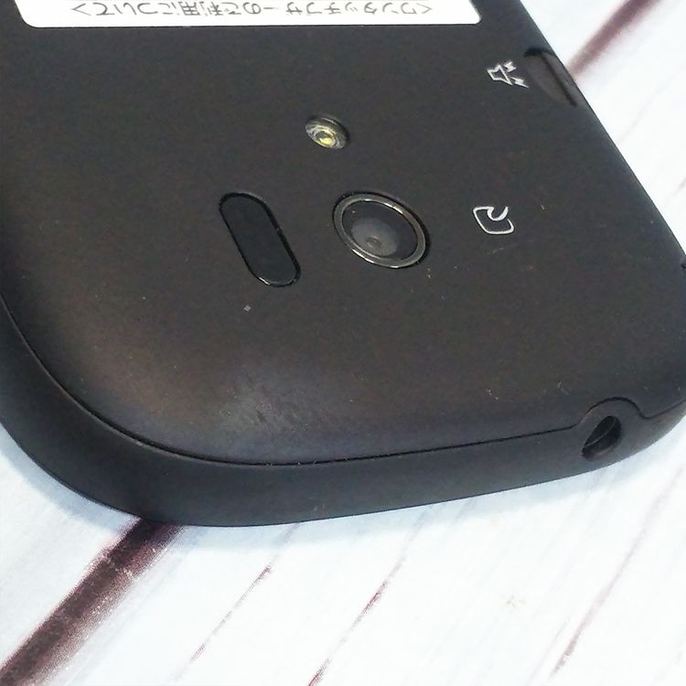 �ٻ��� docomo �餯�餯���ޡ��ȥե���3 �֥�å� F-06F 975