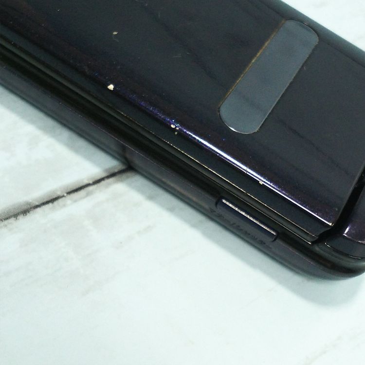 au KYOCERA GRATINA KYF37 �ͥ��ӡ��֥�å� [������]  832