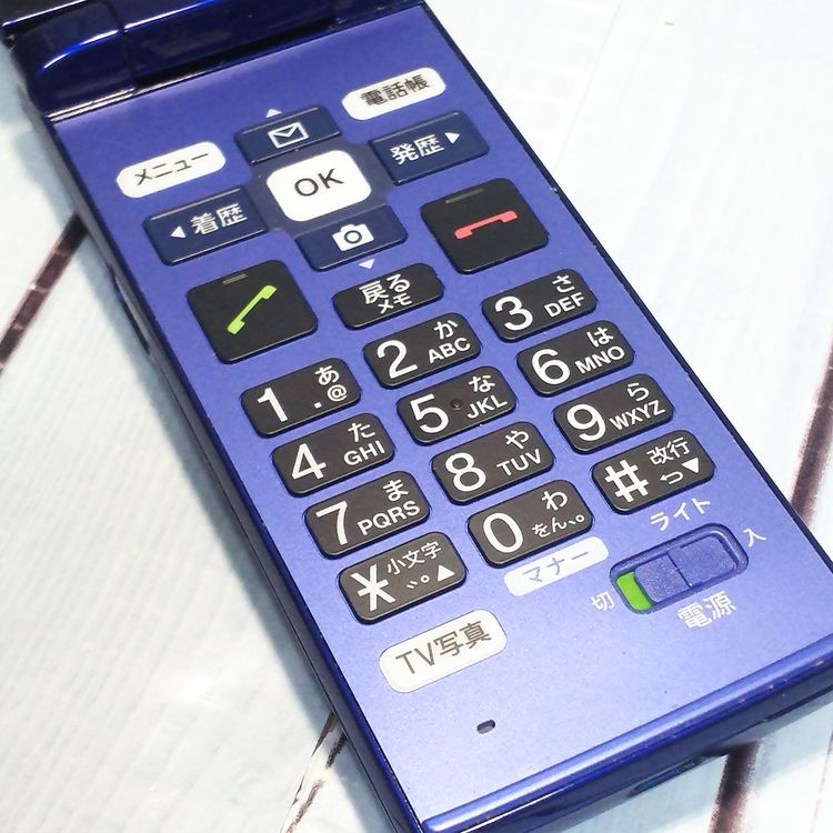 au ������ ���󤿤󥱡����� KYF38 �������֥롼  175