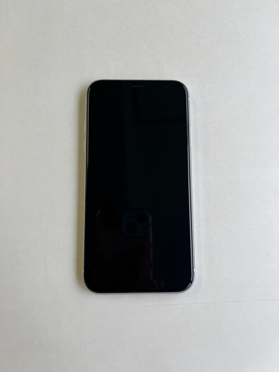 ���� iPhone 11 64GB �ۥ磻�� �Хåƥ꡼85% MWLU2J/A - 3791