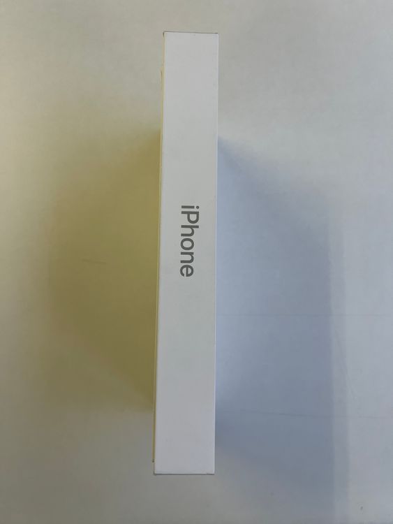 ̤������ iPhone Air 256GB ���饦�ɥۥ磻�� MG284J/A - 8832