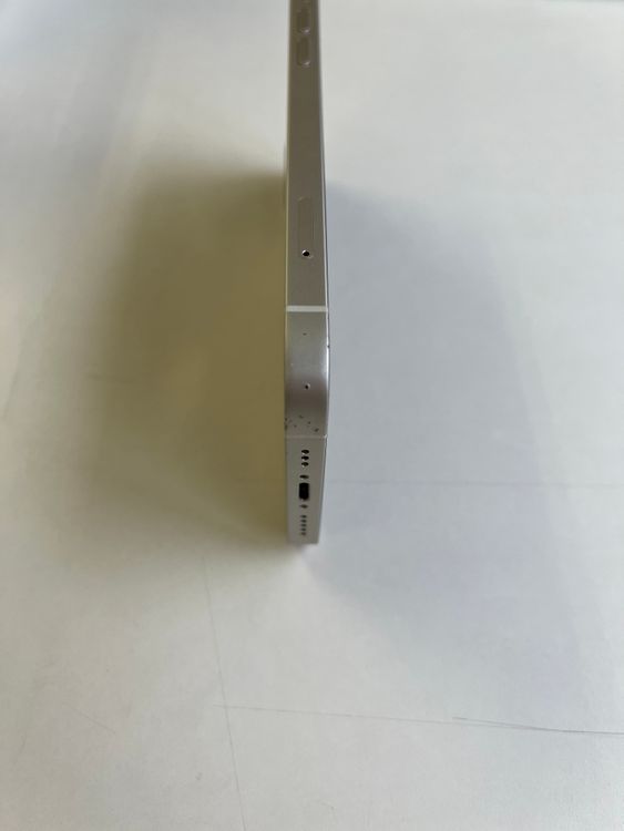 ���� iPhone 12 64GB �ۥ磻�� �Хåƥ꡼100% MGHP3J/A - 4122