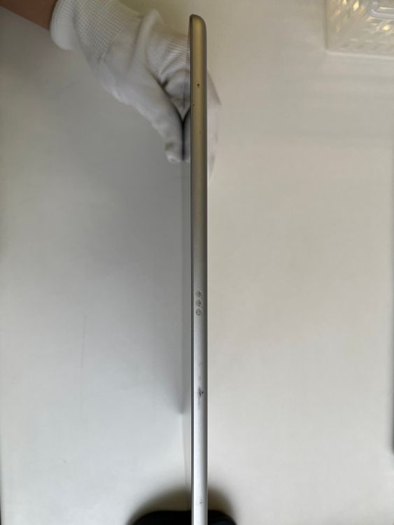 ���� iPad (��9����) 64GB ����С� MK2L3J/A - KMR9