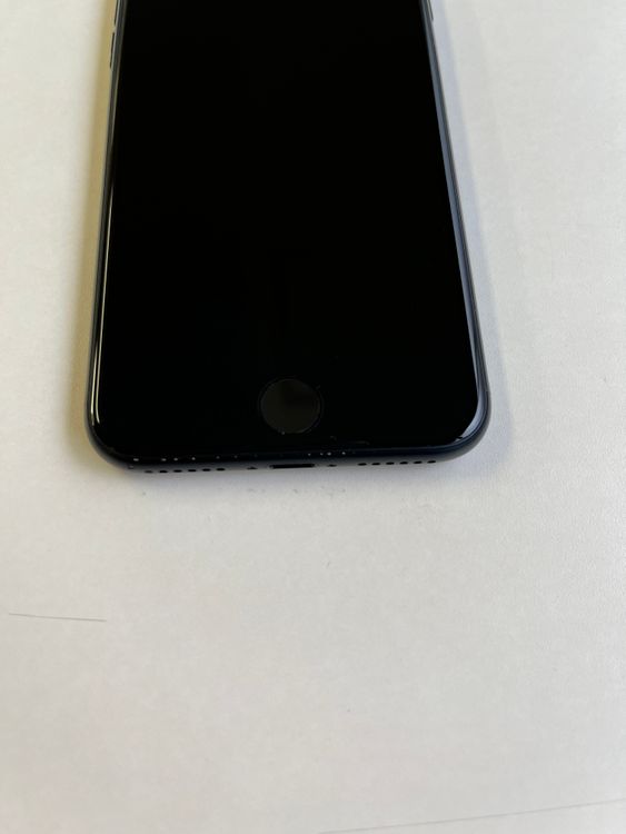 ���� iPhone SE (��3����) 64GB �ߥåɥʥ��� �Хåƥ꡼88% - 6539