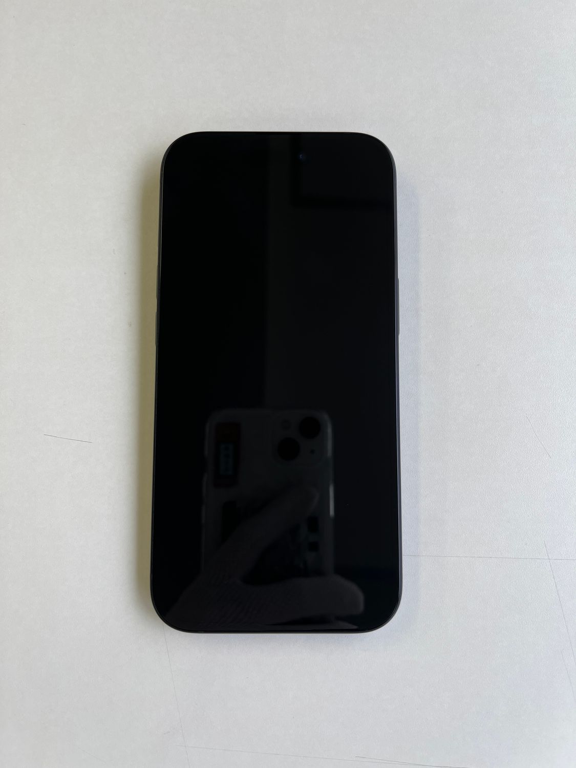 ムスビー｜『新品同様』 iPhone 15 128GB ミッドナイト